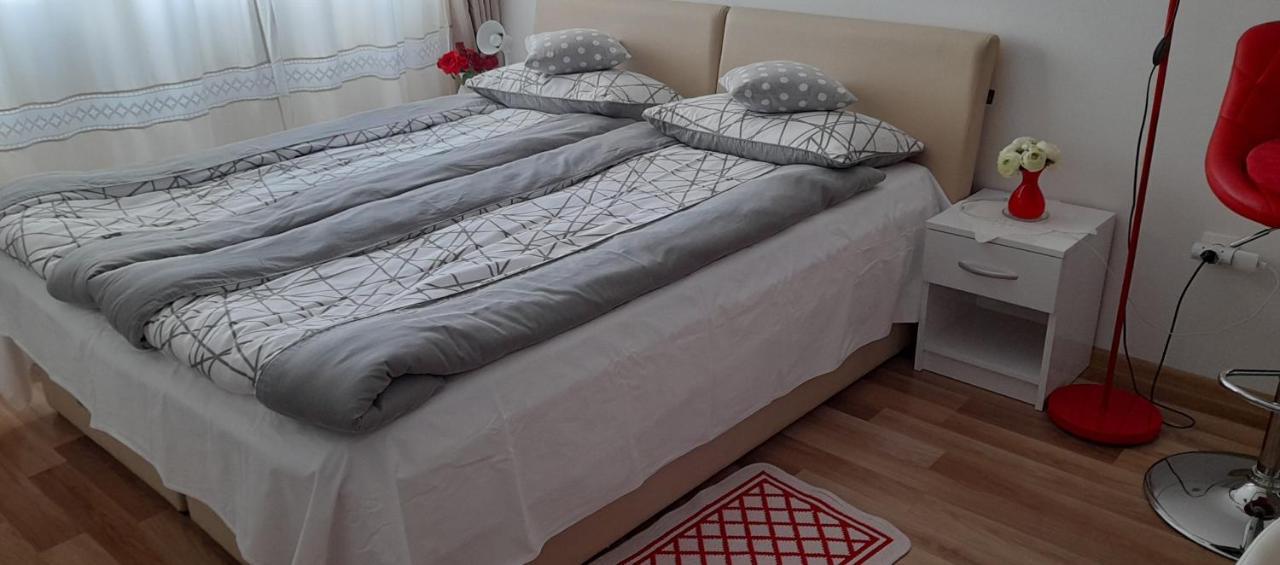 Klara Studio Apartman Split Extérieur photo