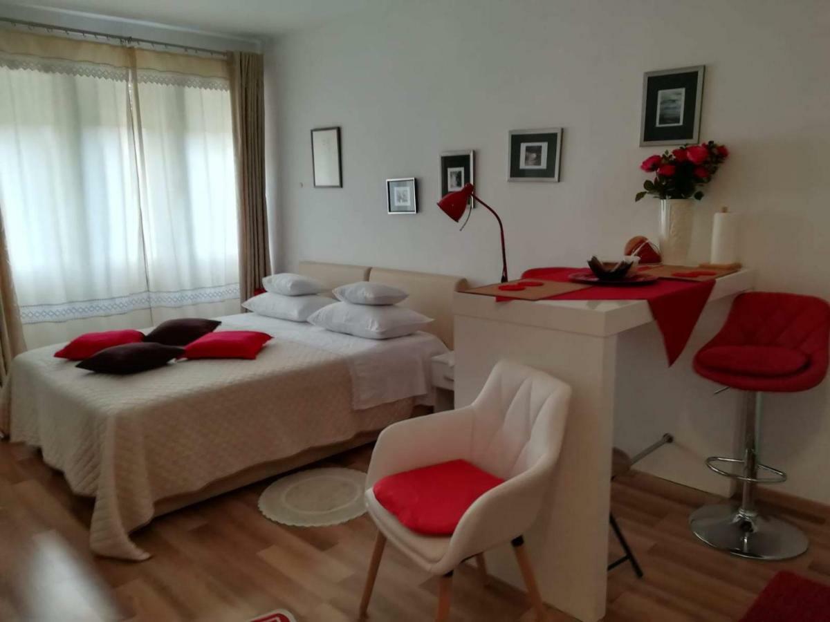 Klara Studio Apartman Split Extérieur photo