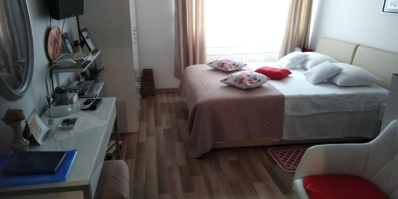 Klara Studio Apartman Split Extérieur photo